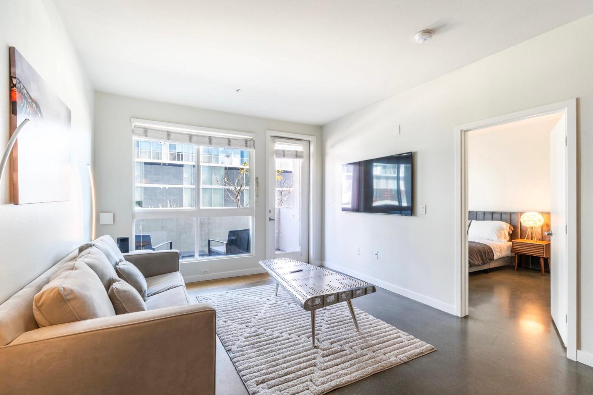 New 2Br Luxury Apartment Hollywood Лос-Анджелес Экстерьер фото